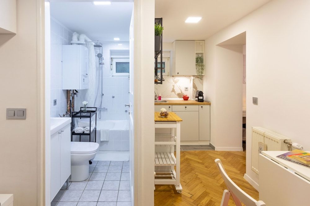 undefined Modern Studio Near British Square 6