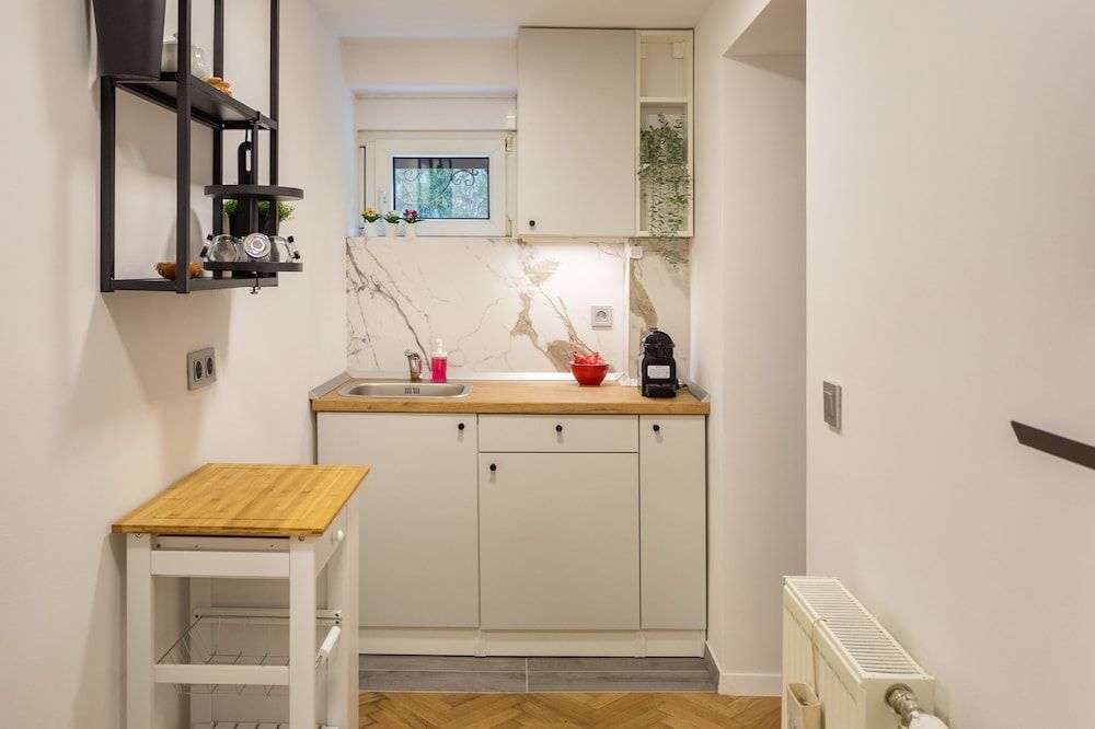 undefined Modern Studio Near British Square 4