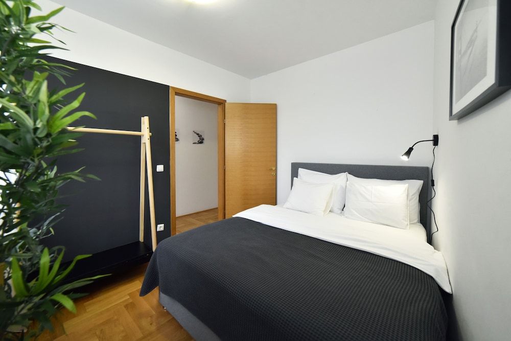 undefined Apartment Stadium 4