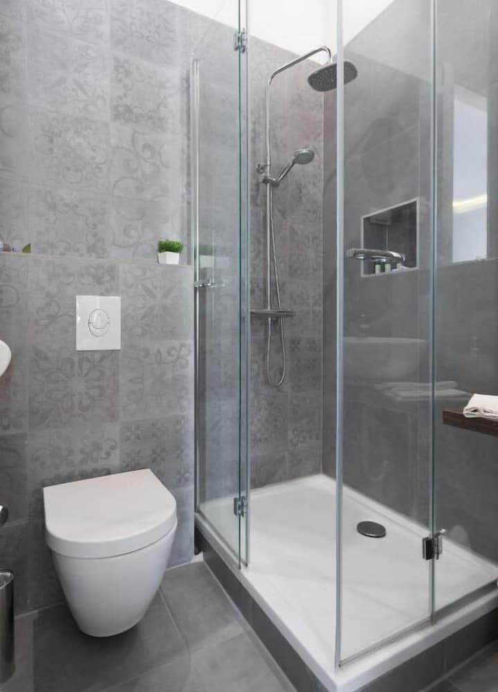 Aurelia Antik City Studio Suite 9