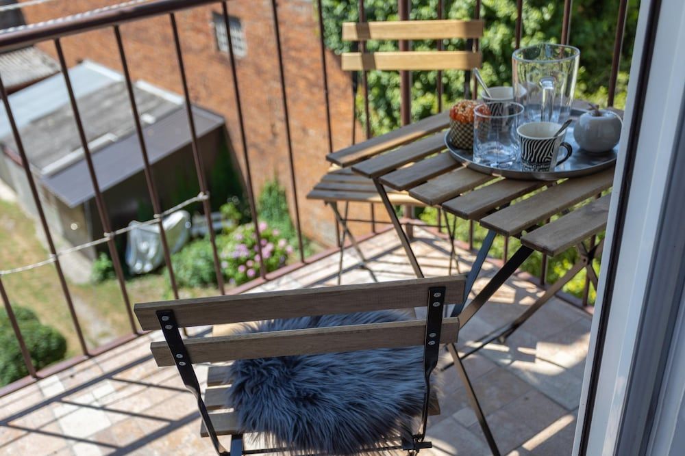 undefined Spacious 2bdr Apartment With a Cute Balcony 4