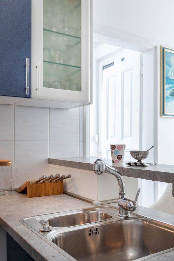 Bright and Spacious 2bdr Apartment in Heart of Zagreb Apartment (2 Bedrooms) 8