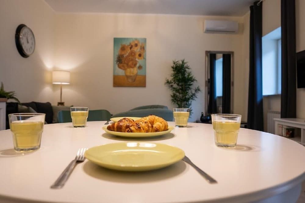 undefined Cvjetni - 300 m From Center - A1 7