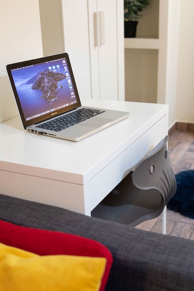 undefined Cozy Studio Near City Center 9