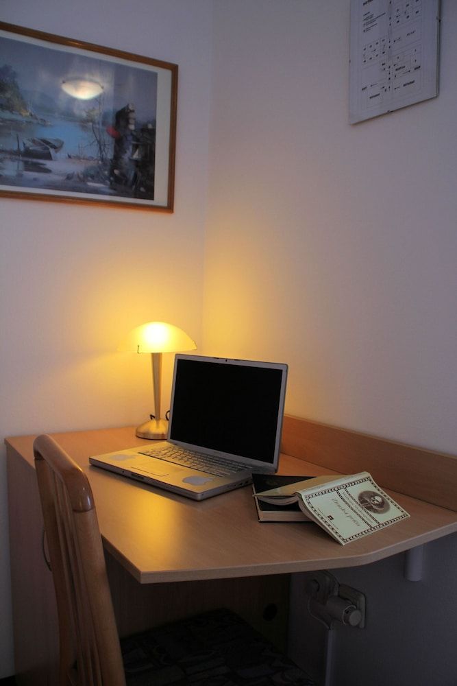 Hotel Vila Tina Classic Single Room 5