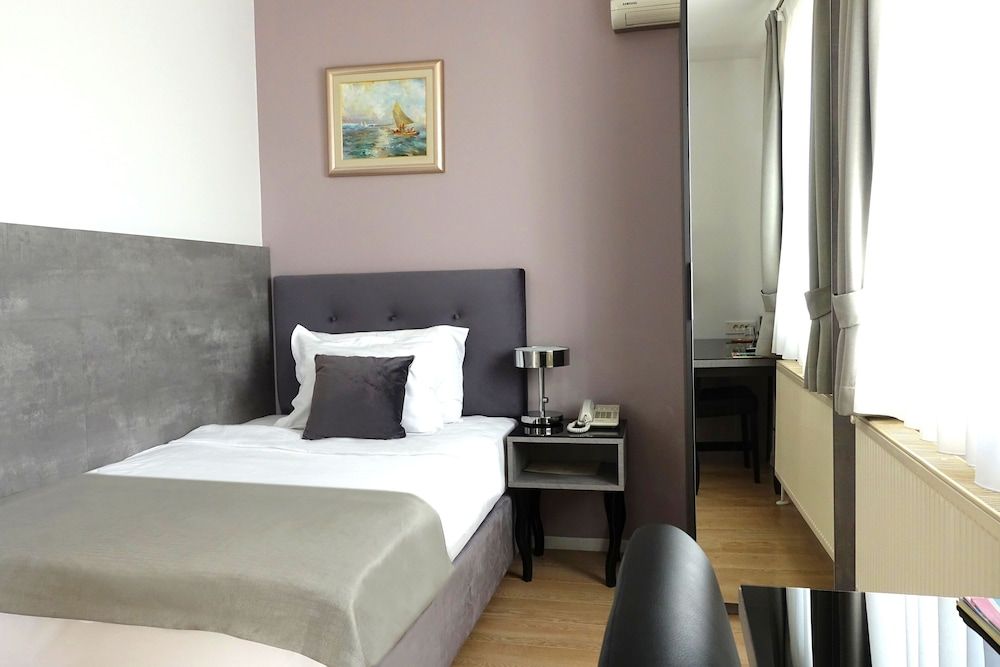 undefined Hotel Vila Tina 3