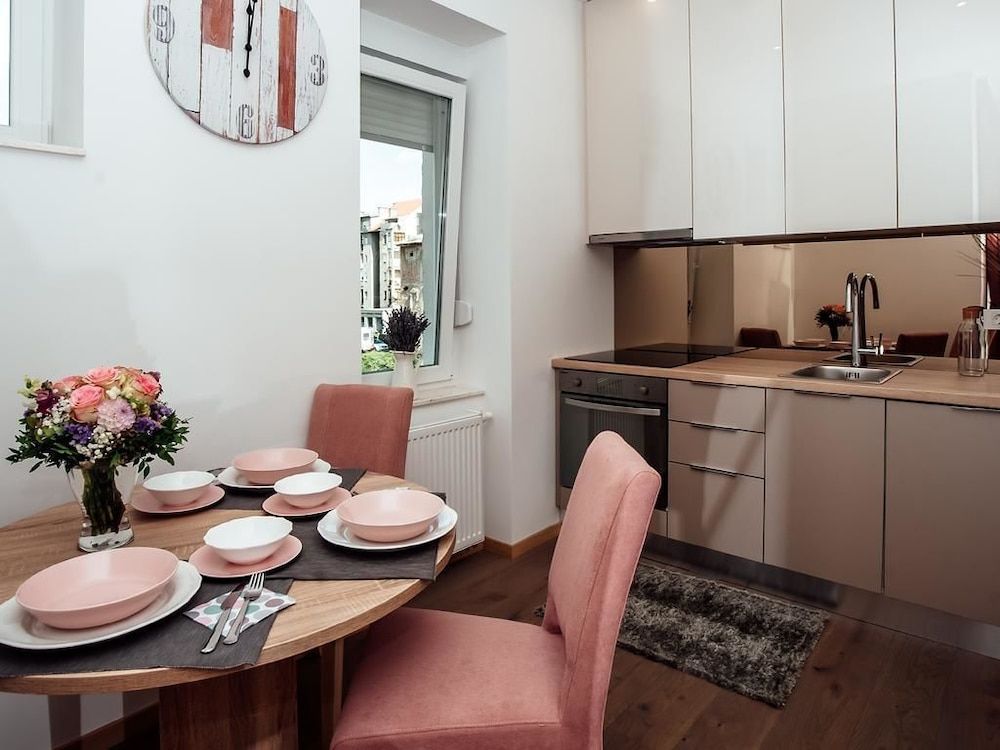 undefined Citylux Apartments 4