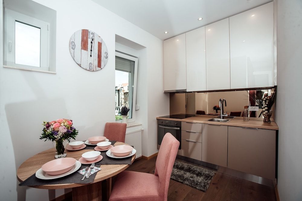 undefined Citylux Apartments 5