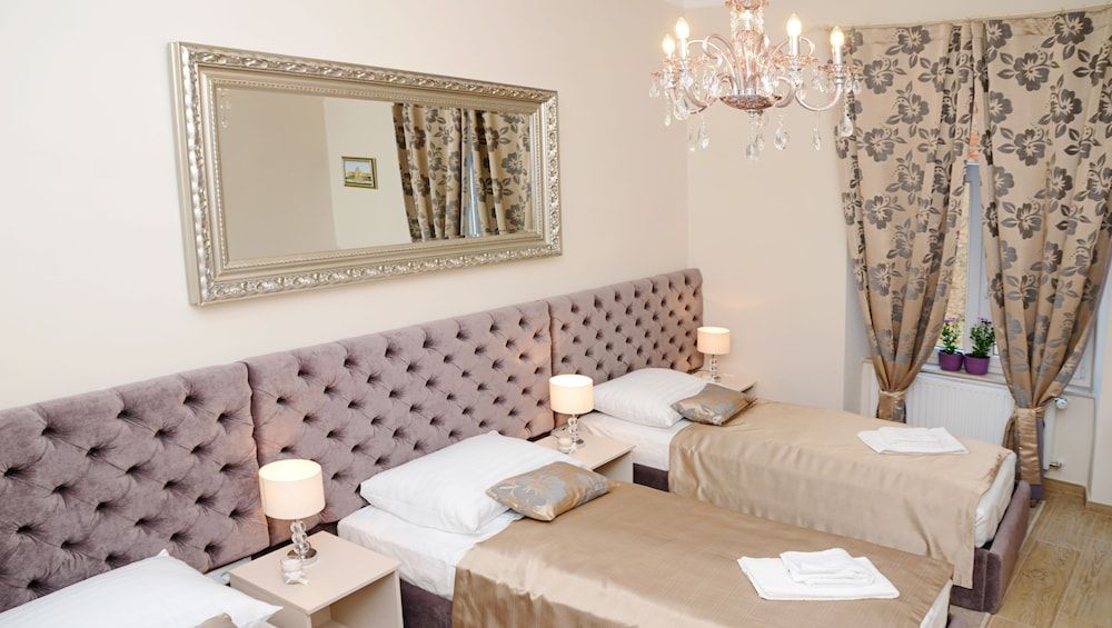 undefined Flowers Zagreb Downtown