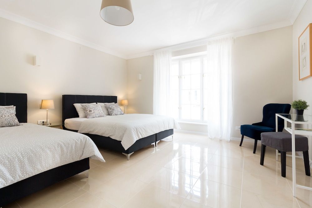 B&B Downtown Zagreb Comfort Triple Room, Multiple Beds, City View (1) 2