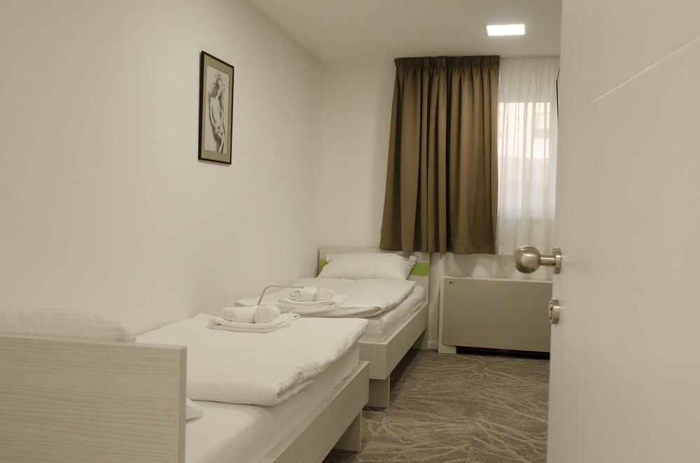 undefined Hostel Green