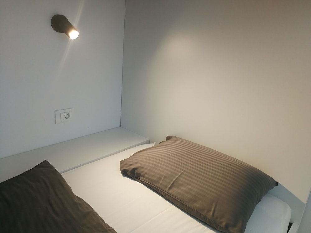 3 F hostel Classic Quadruple Room