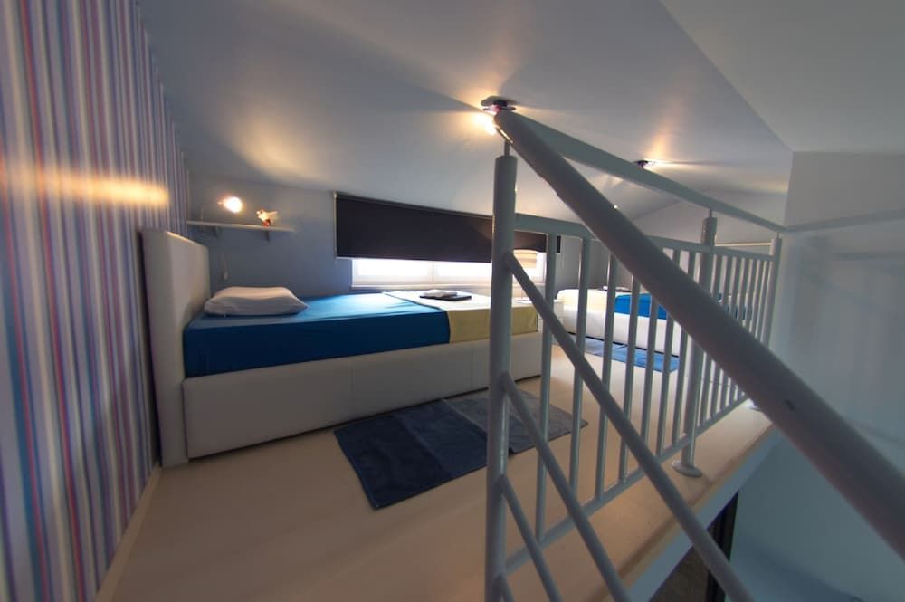 Apartment, 3 Bedrooms, Sea View