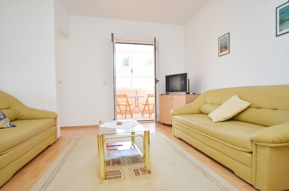 Kliska Apartment