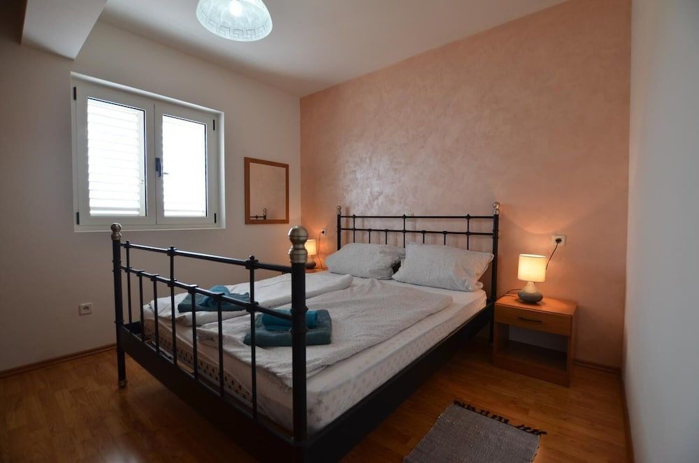 Kliska Apartment