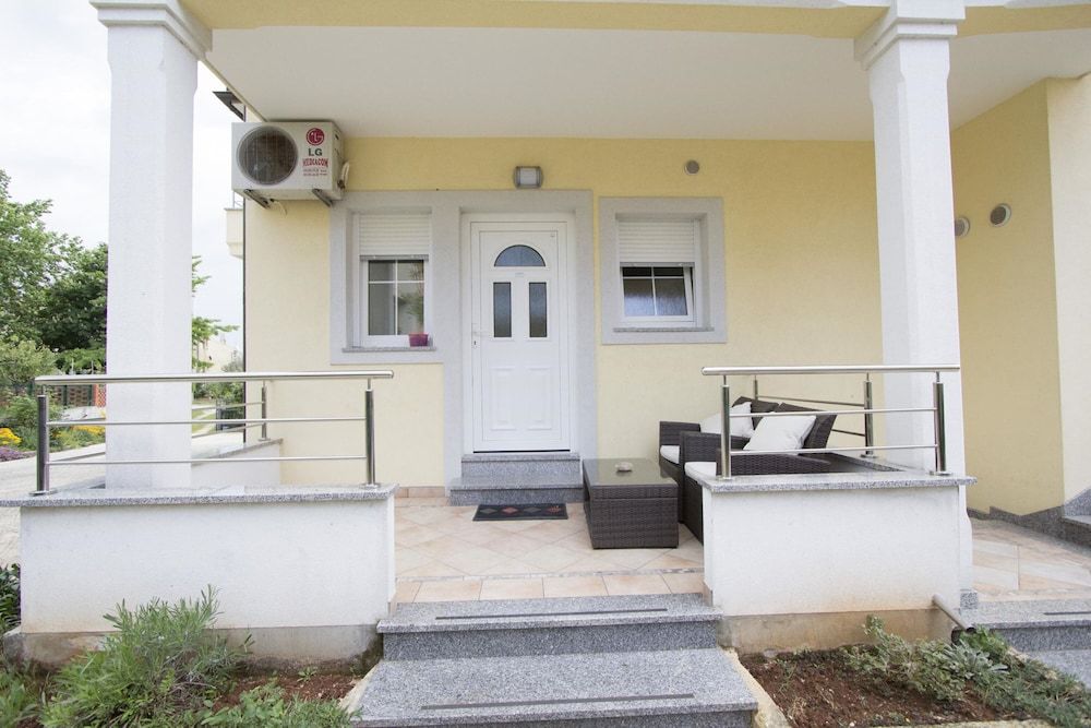 Apartments Rajci
