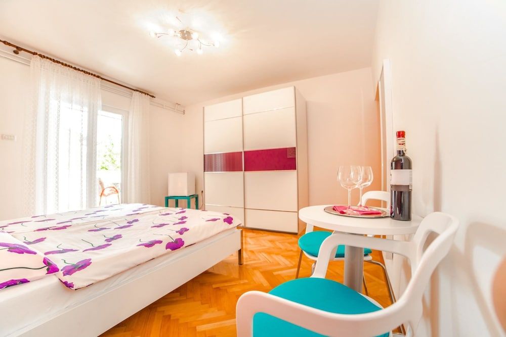 Room Marica S2