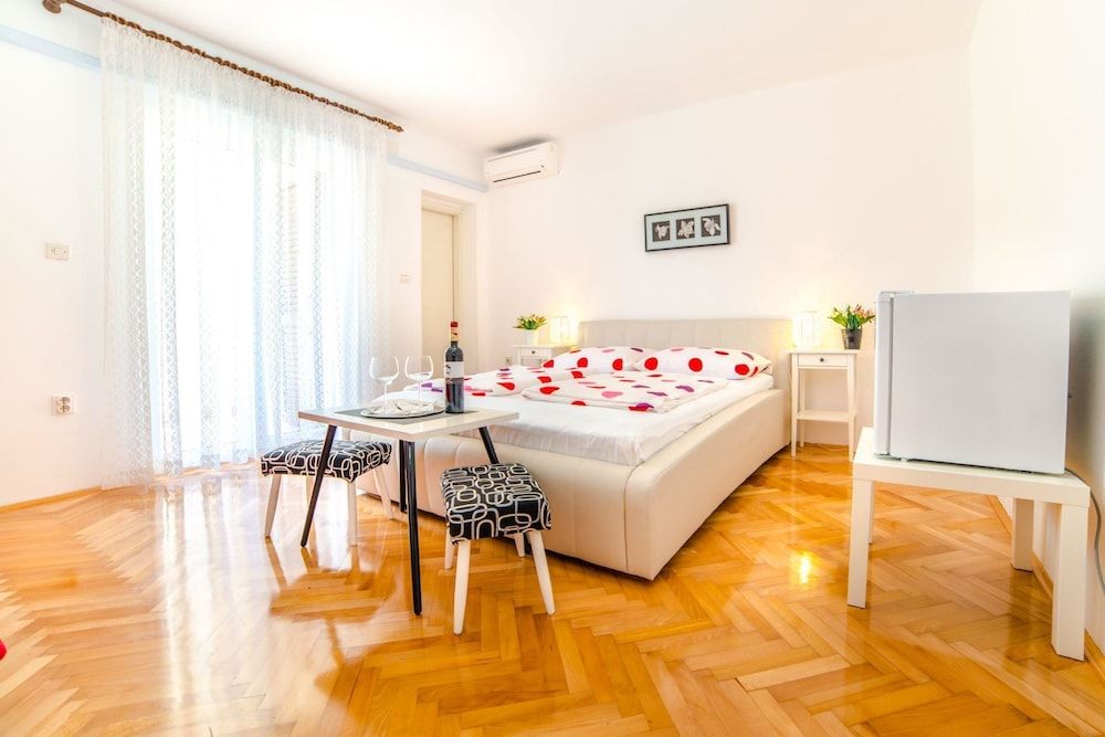 Room Marica S3