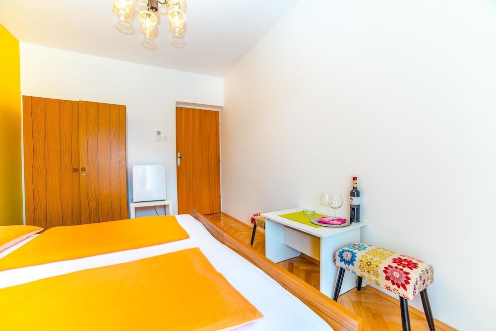 Room Marica S1