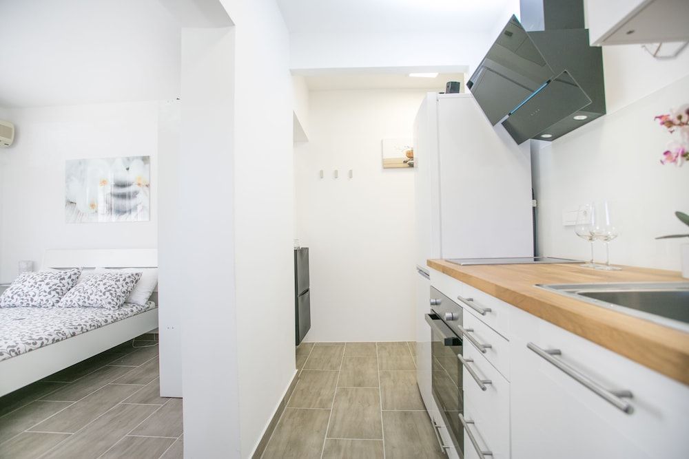 Modern Living in the Heart of Trogir Studio 8