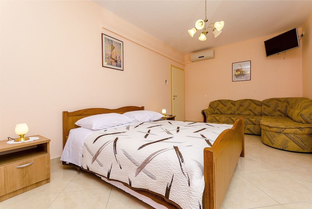 Apartments Vinko Apartment (A2) 3