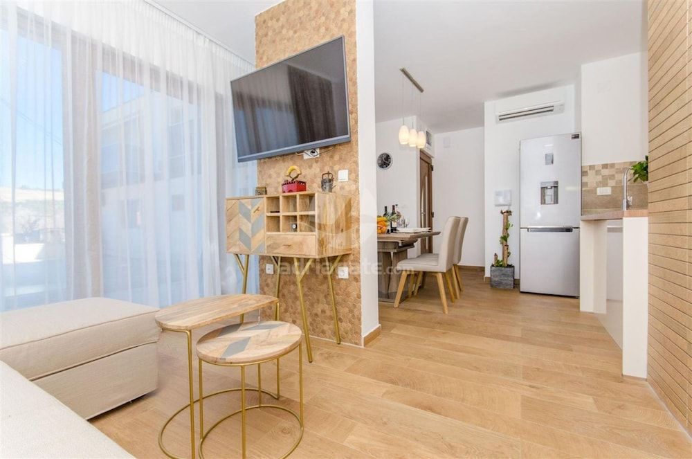 Villa LA Apartment (Two Bedroom Apartment with Terrace) 8