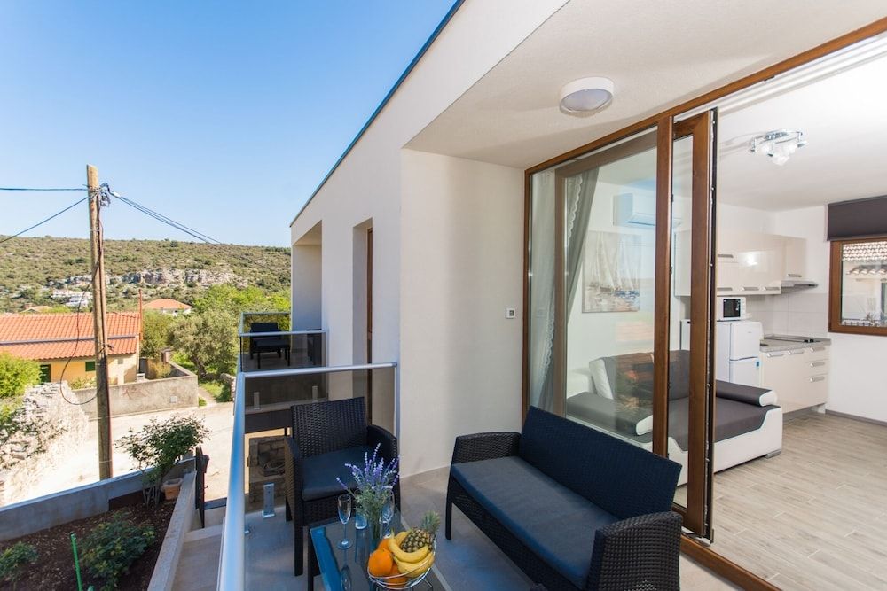 Villa LA Apartment (Comfort 1 Bedroom Apt with Terrace) 19