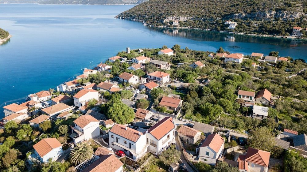 Villa LA Apartment (Two Bedroom Apartment with Terrace) 5