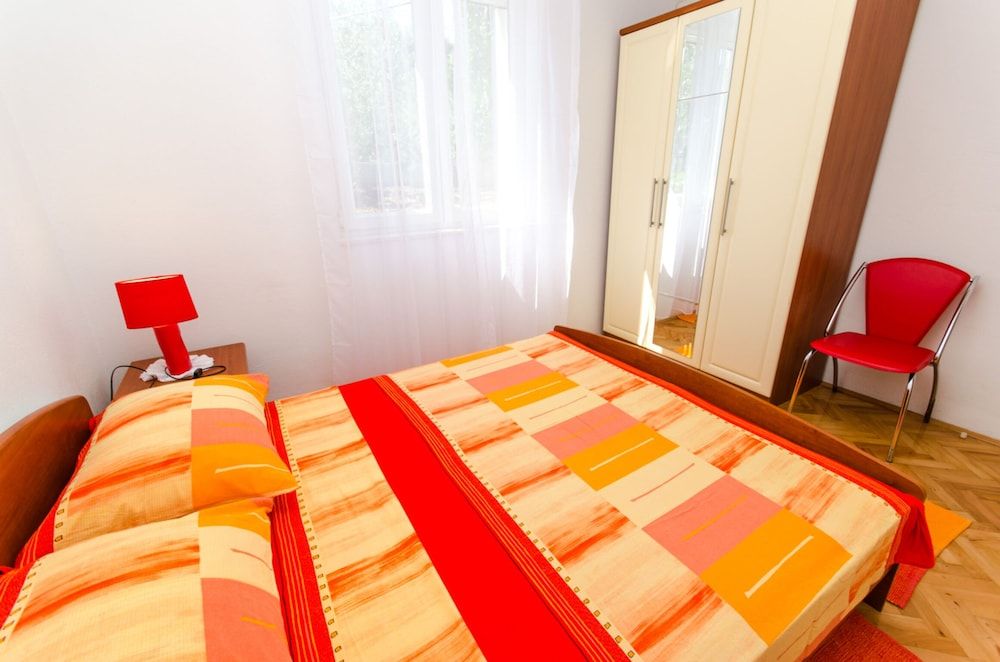 Apartment (Two Bedroom Apartment with Terrace)