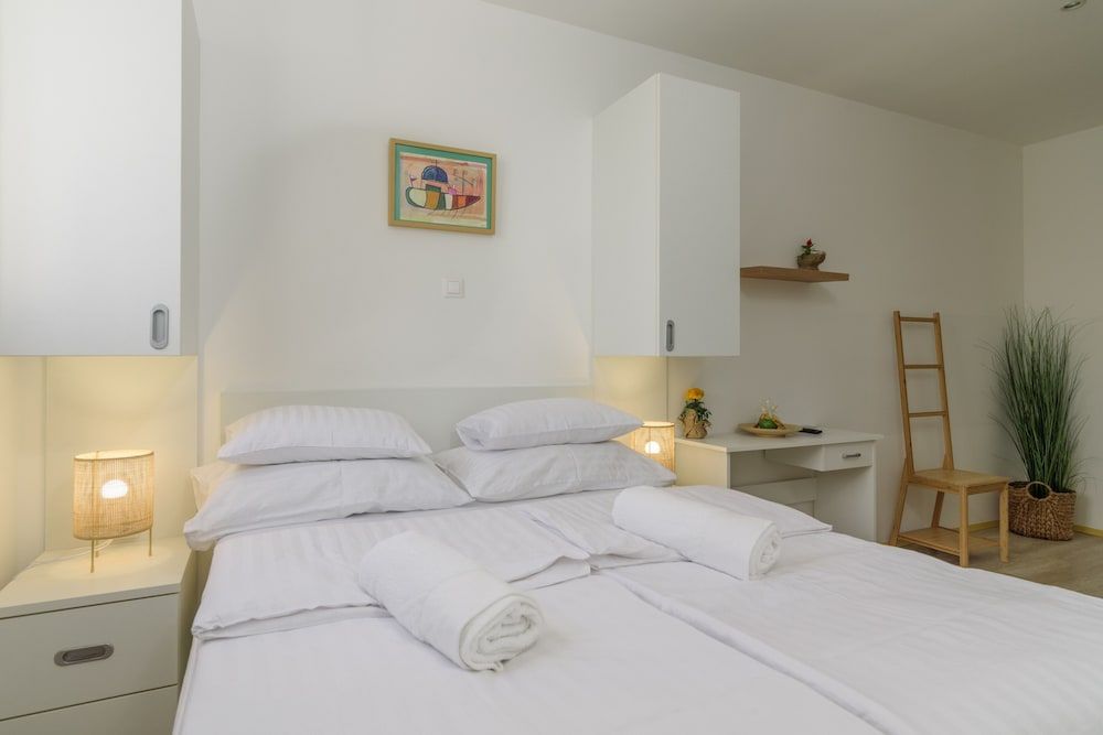 Villa White Standard Double Room With Terrace 2