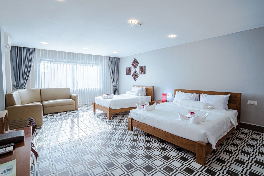 Family Twin Room
