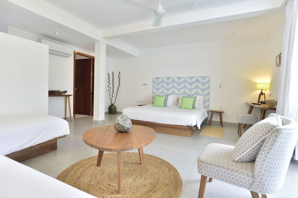 Naiya Sea Resort Family Room, Garden View 3