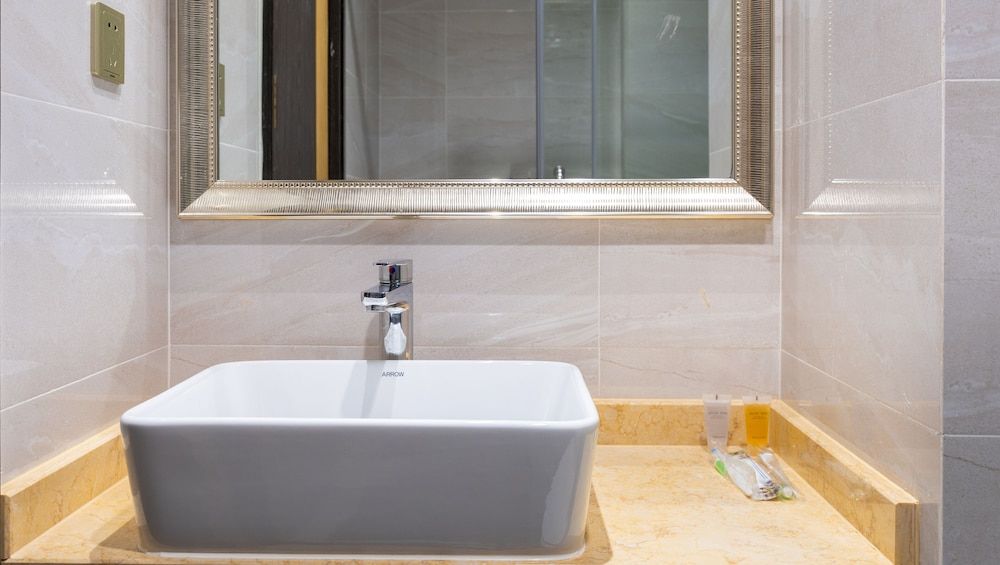 Star Bay Residence Deluxe Studio 8