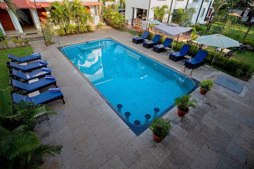 undefined La Vaiencia Beach Resort 4
