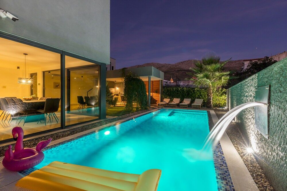 Villa Stella Dalmatica with heated pool