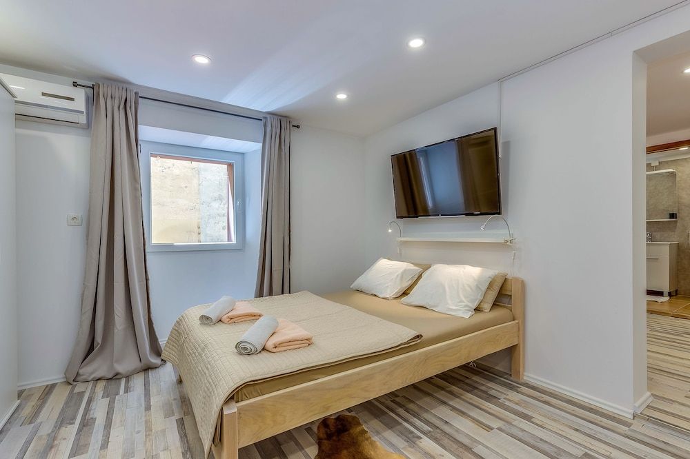 Apartment, Ground Floor (Small, sweet & cosy 1)