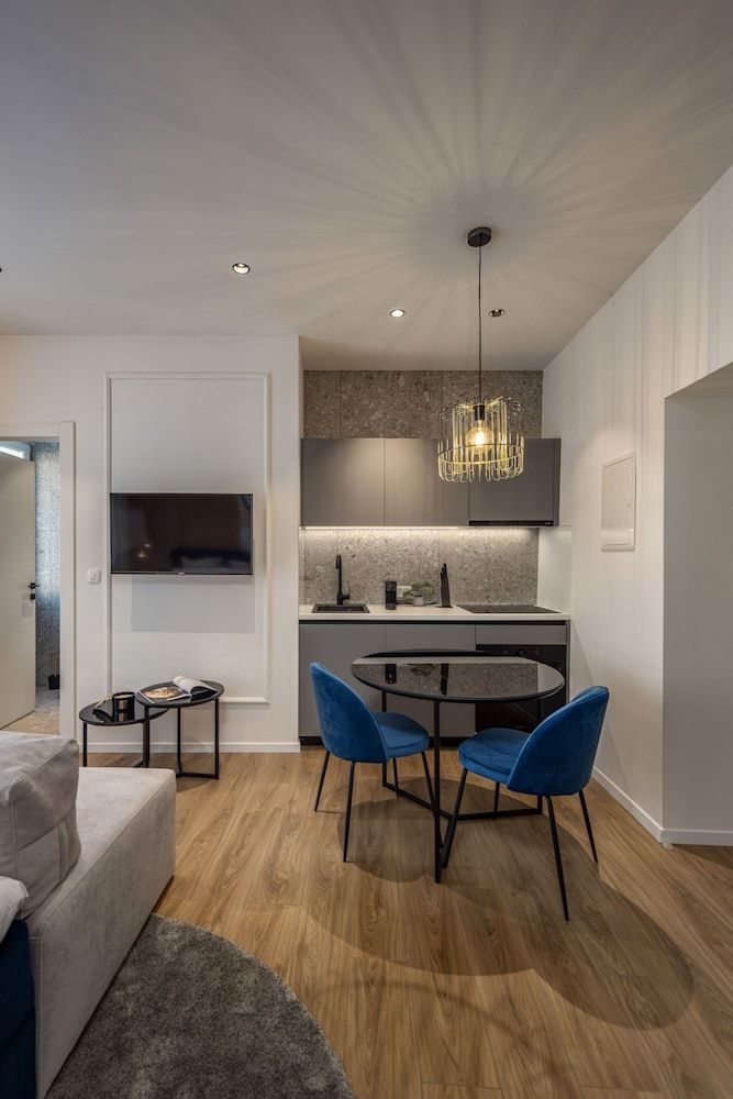 Bella Vita Apartments Luxury Suite 16