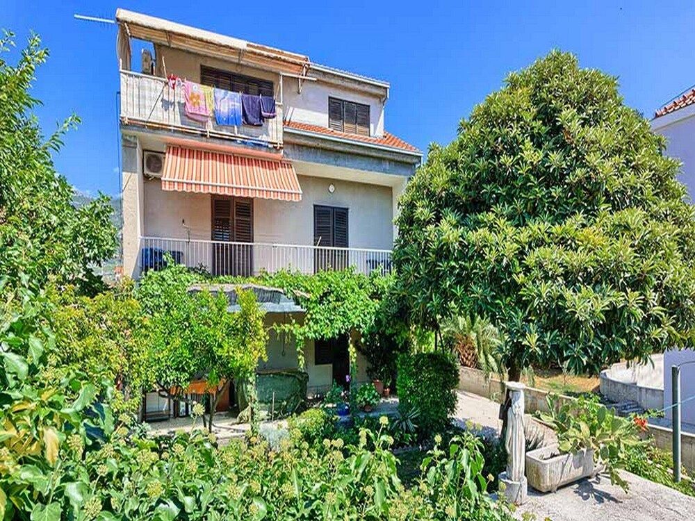 Apartment Lucija