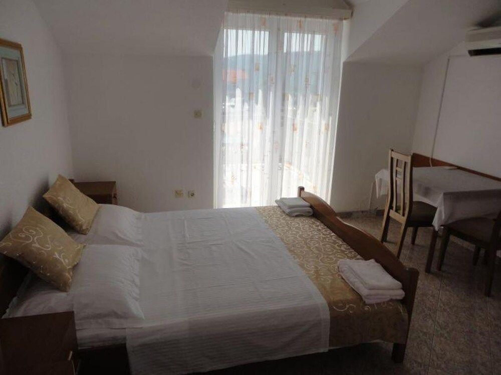 Studio, Sea View (Shared Balcony)