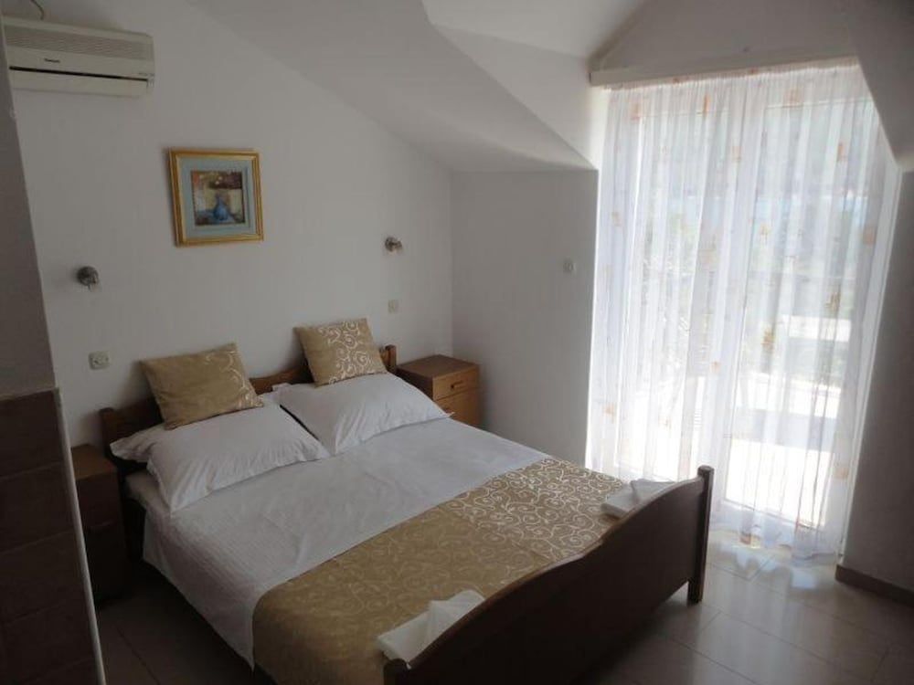 Studio, Sea View (Shared Balcony)