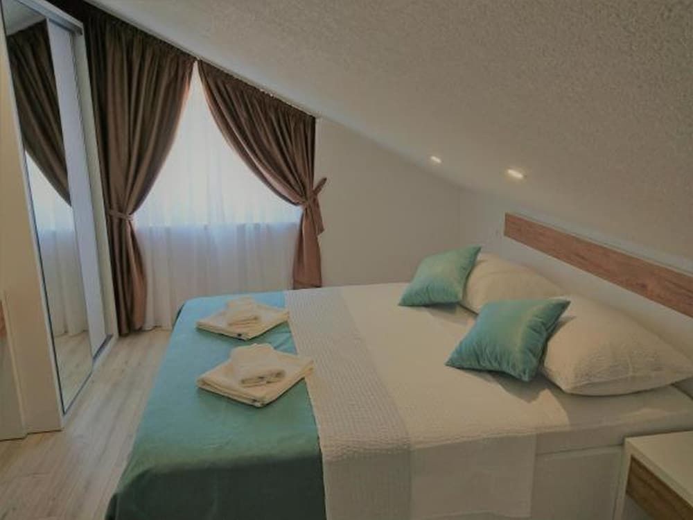 Apartment, 2 Bedrooms, Terrace, Sea View