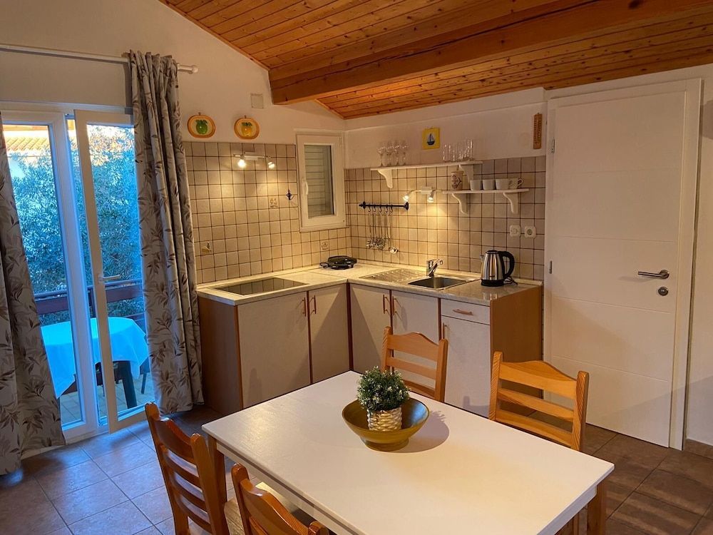Apartment, Balcony