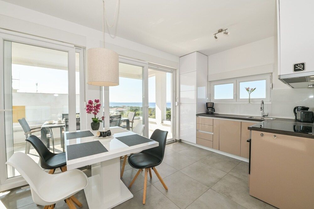 Apartment, 2 Bedrooms, Sea View