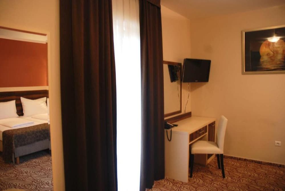 Comfort Double or Twin Room, City View