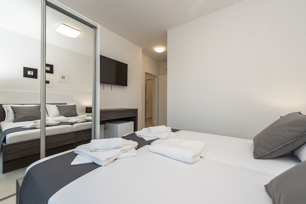 Double Room, Balcony