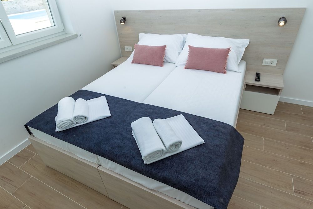Deluxe Apartment, 1 Bedroom, Terrace