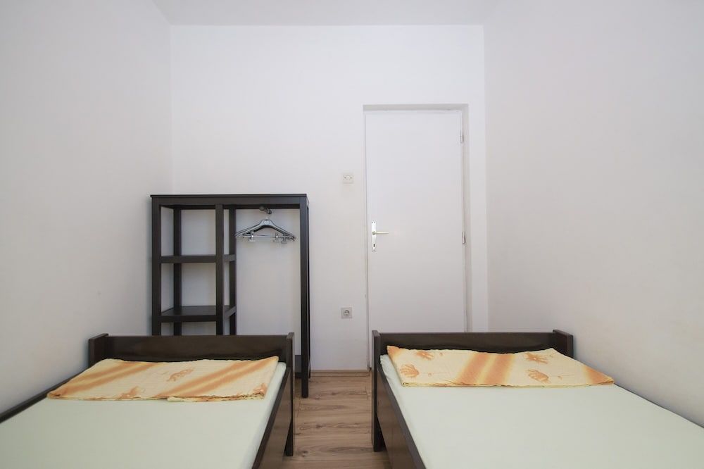 Apartment (Two Bedroom Apartment with Terrace)