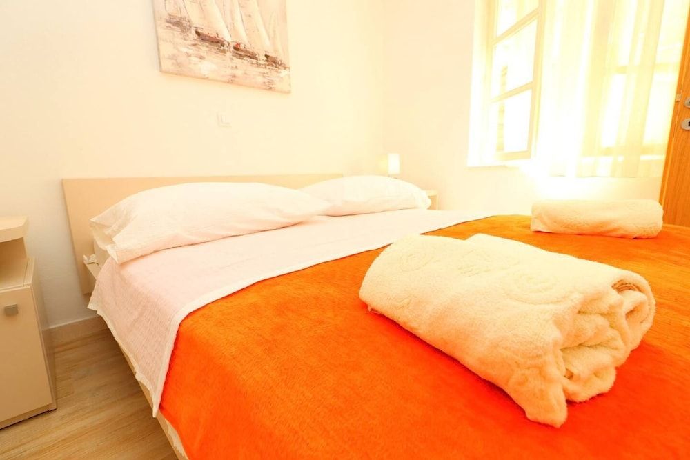 Apartment (1 Bedroom with Terrace)