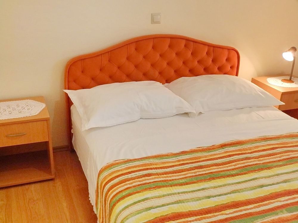 Apartment (One Bedroom Apt, Terrace)