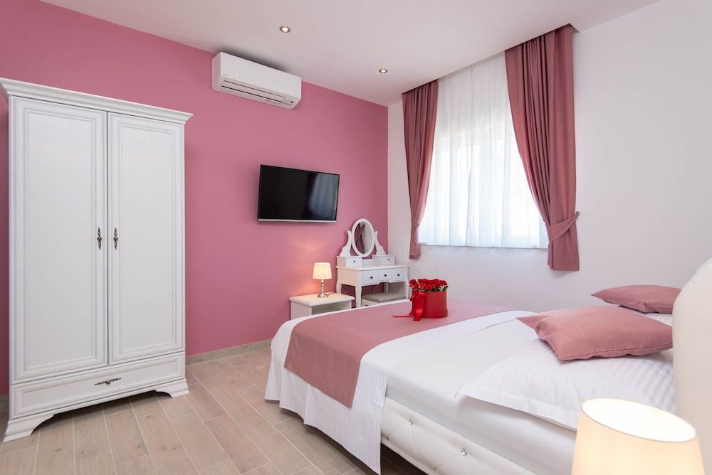 Luxury Apartment